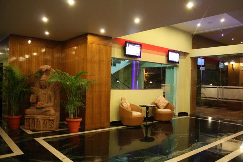 La Franklin Hotel Bhubaneswar Extérieur photo