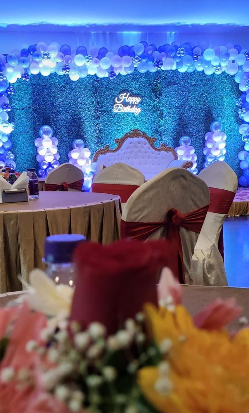 La Franklin Hotel Bhubaneswar Extérieur photo