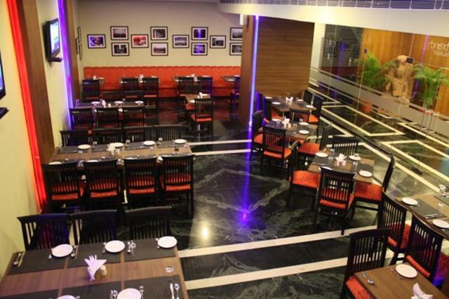 La Franklin Hotel Bhubaneswar Extérieur photo